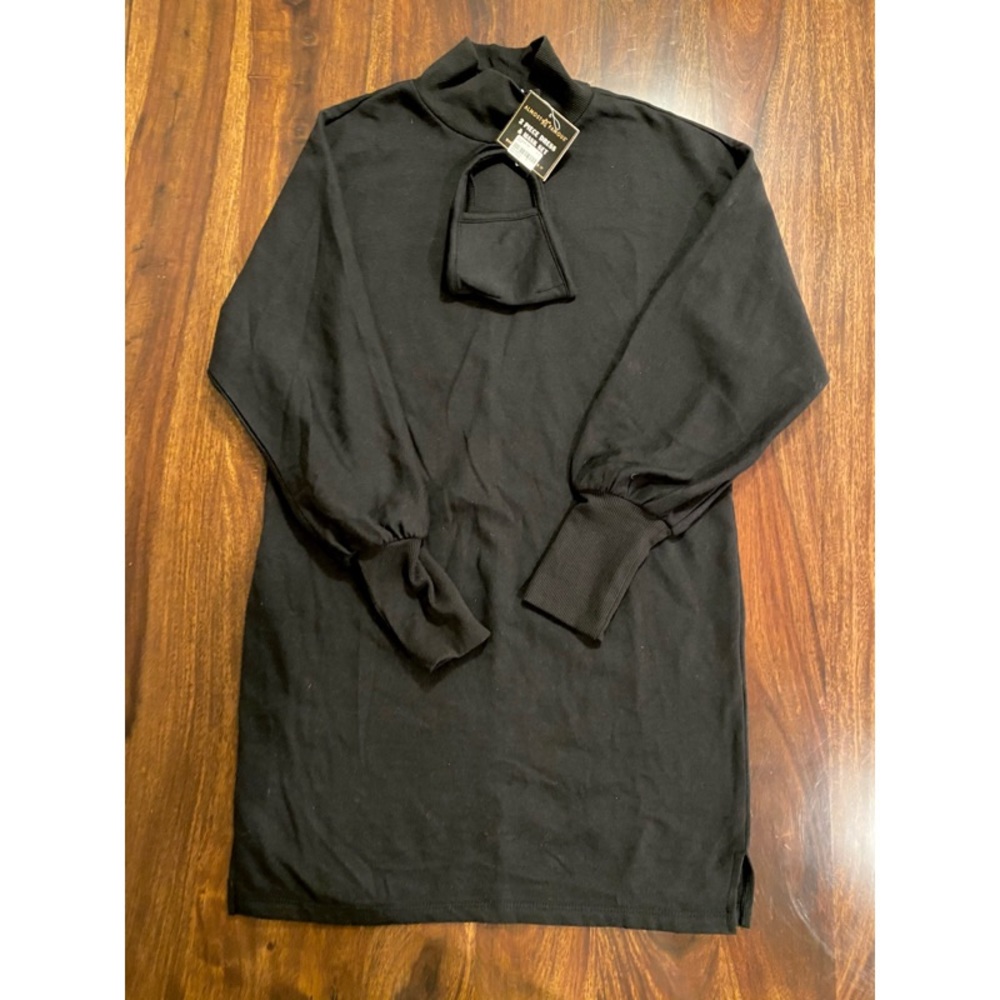 Long sleeved, black mini t-shirt dress